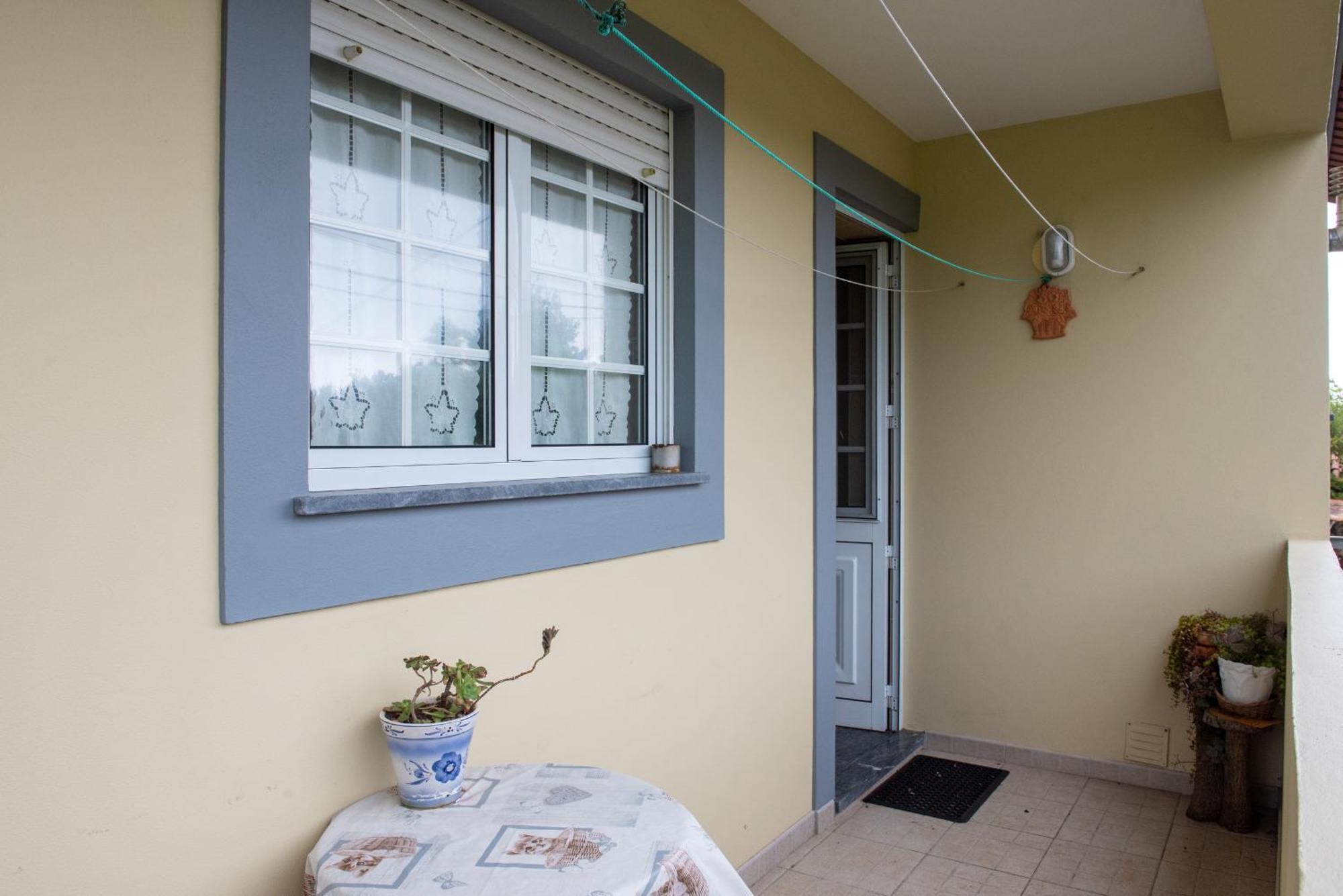 Casa Espacosa Perto De Angra Angra do Heroísmo Dış mekan fotoğraf