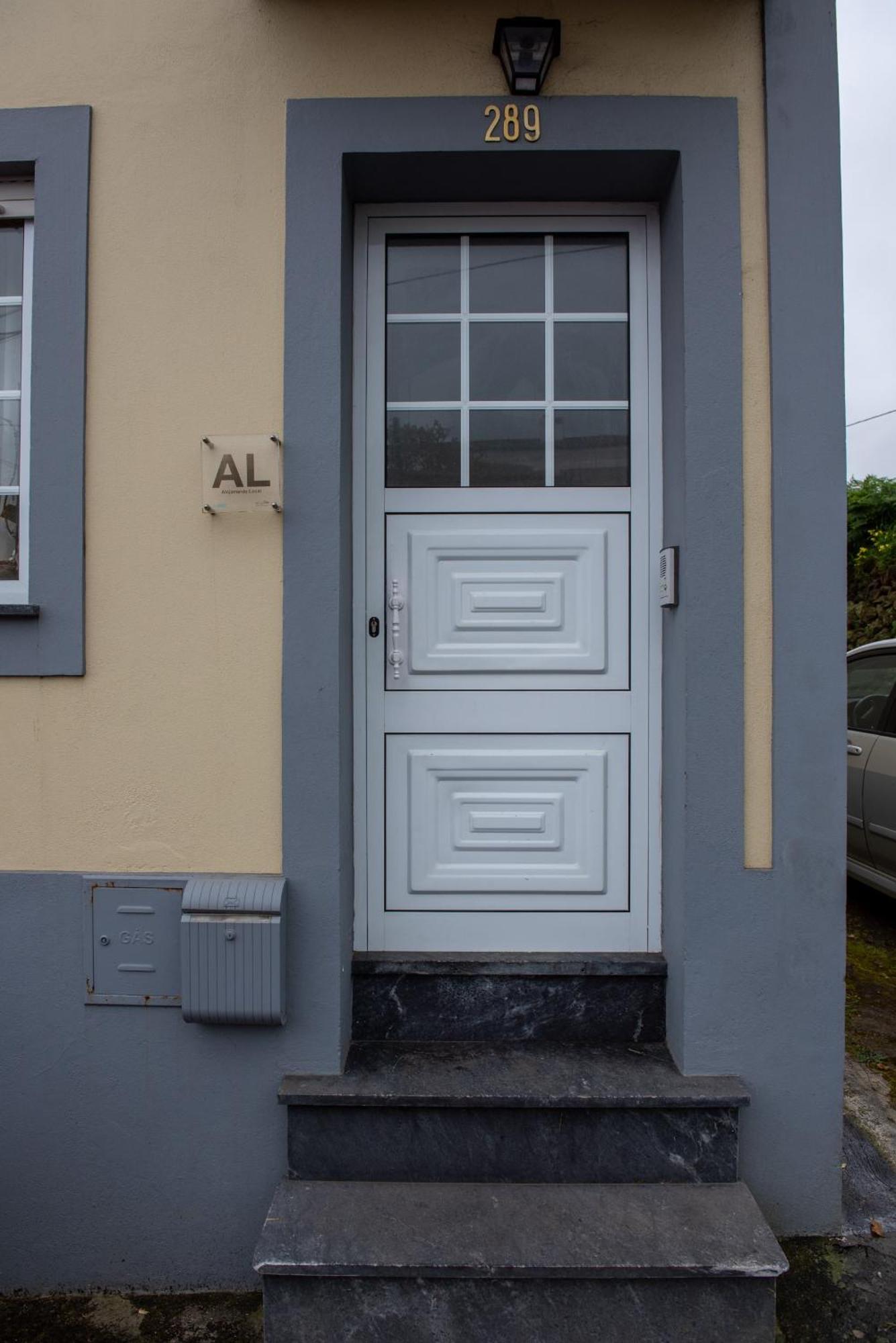 Casa Espacosa Perto De Angra Angra do Heroísmo Dış mekan fotoğraf